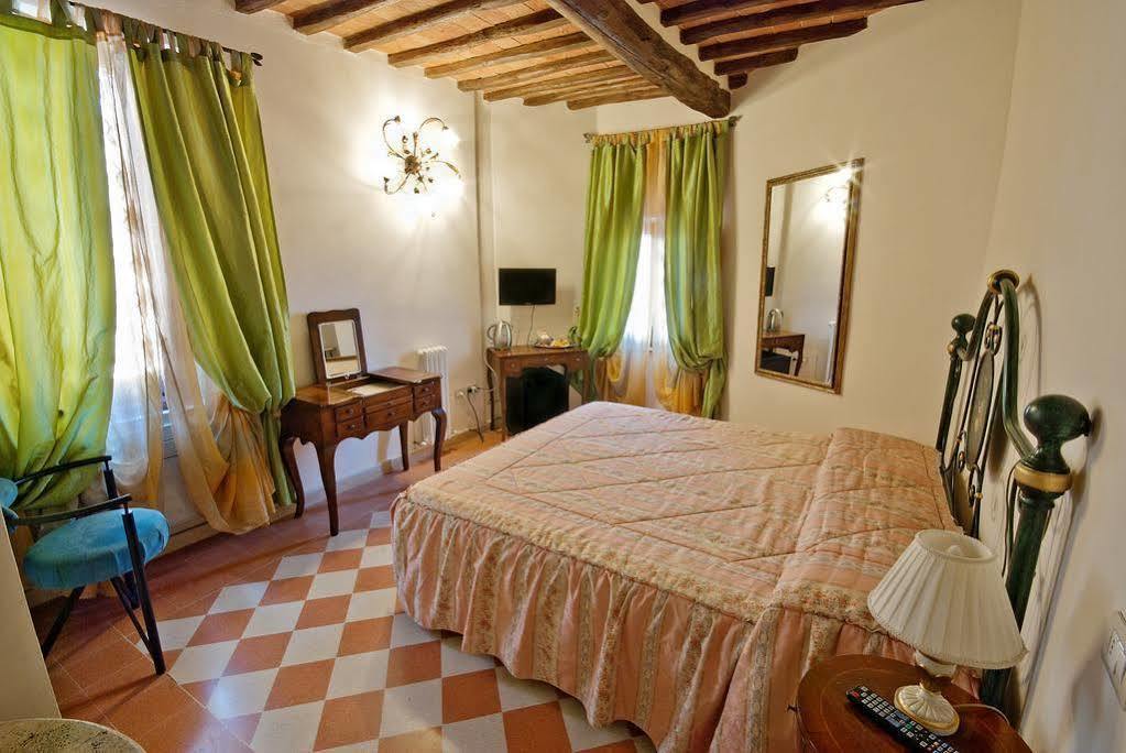 A Casa Mastacchi Bed & Breakfast Siena Ngoại thất bức ảnh